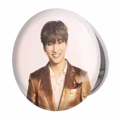 آینه جیبی خندالو طرح ده سونگ گروه بیگ بنگ BIGBANG مدل تاشو کد 12566