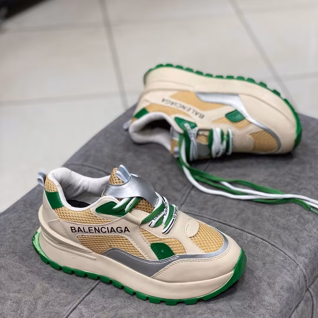 کفش اسپرت لژدار بالنسیاگا دخت