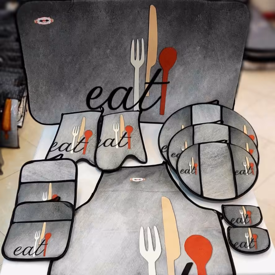 دمکنی و پیشبند آشپزخانه طرح eat سرویس 11 پارچه (پس کرایه)