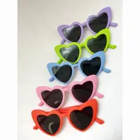 عینک آفتابی بچگانه پلاریزه مدل tpee polarized 6 56 طرح قلب