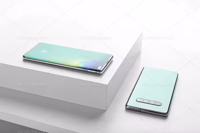 طرح موکاپ لایه باز موبایل با کیفیت | گرافیک با طعم تربچه