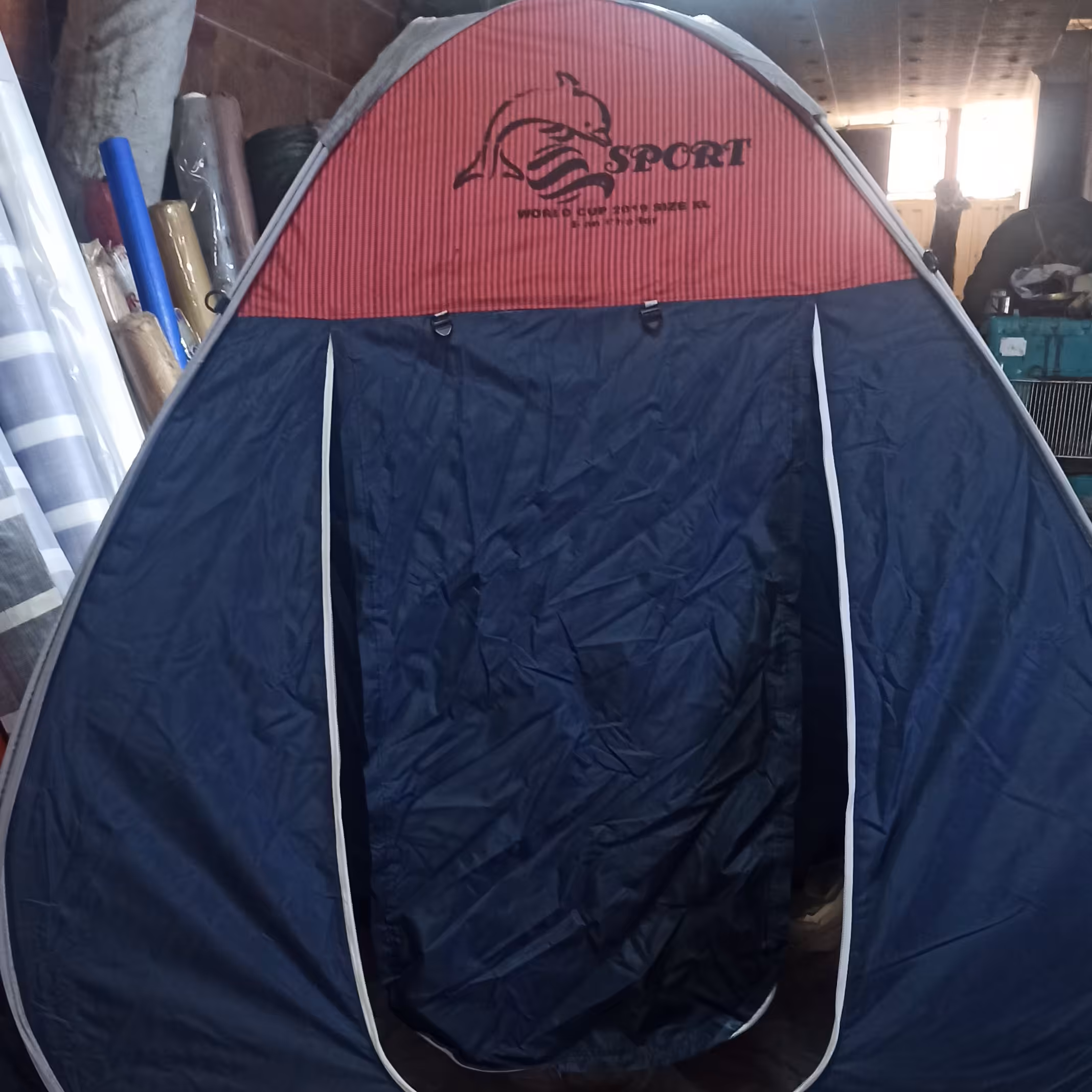 چادر مسافرتی هشت نفر  جنس زد آب برنو (پس کرایه) 