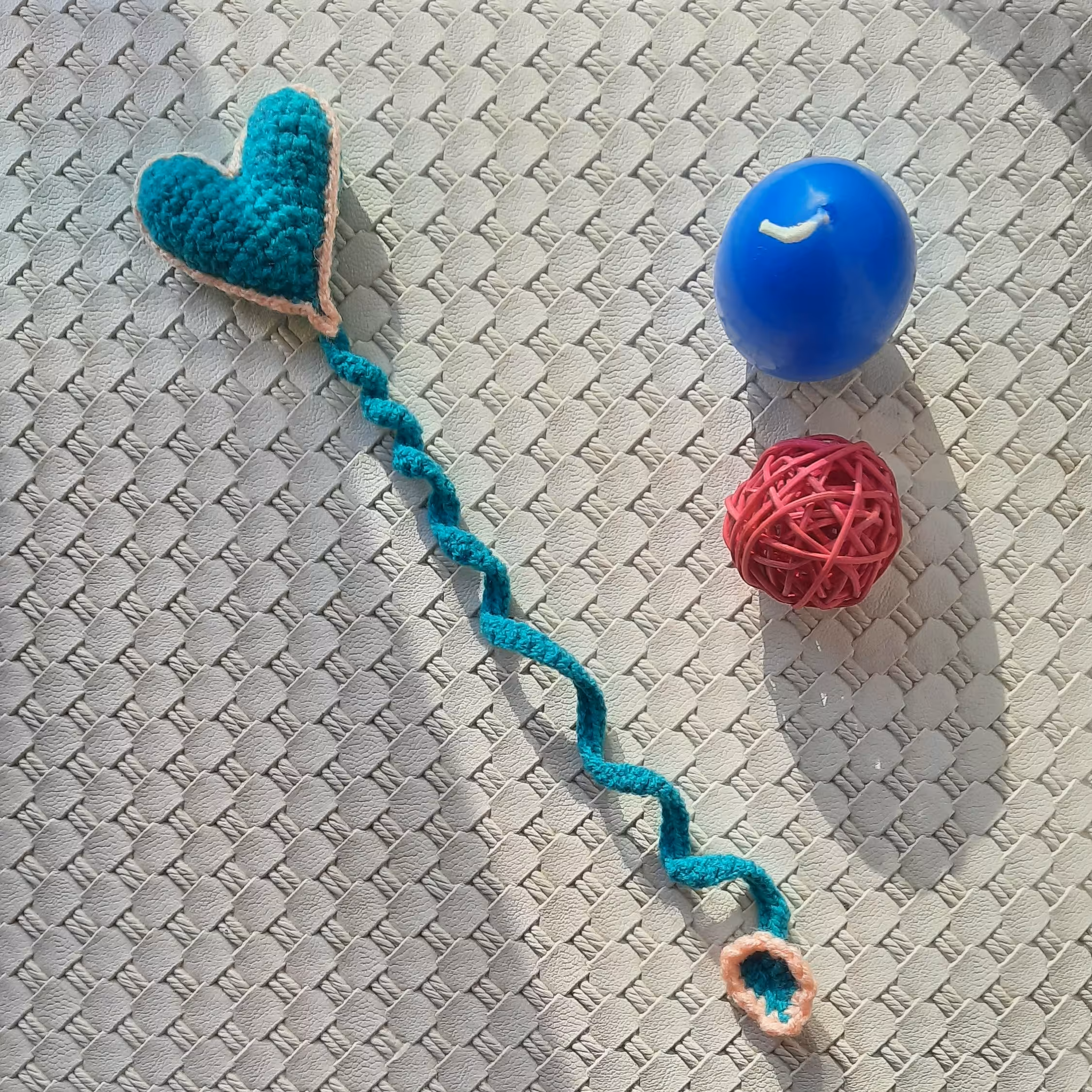 نشان کتاب قلبی کد 6