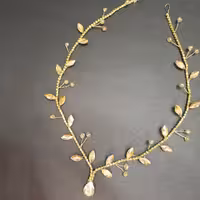 پیشونی بند طلایی