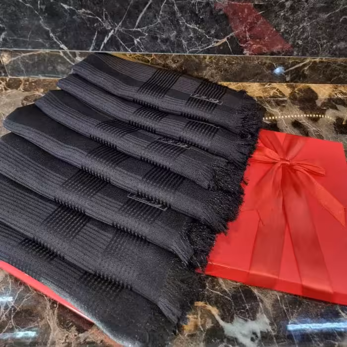 روسری مشکی لمه درجه یک طرح مجلسی قواره 140