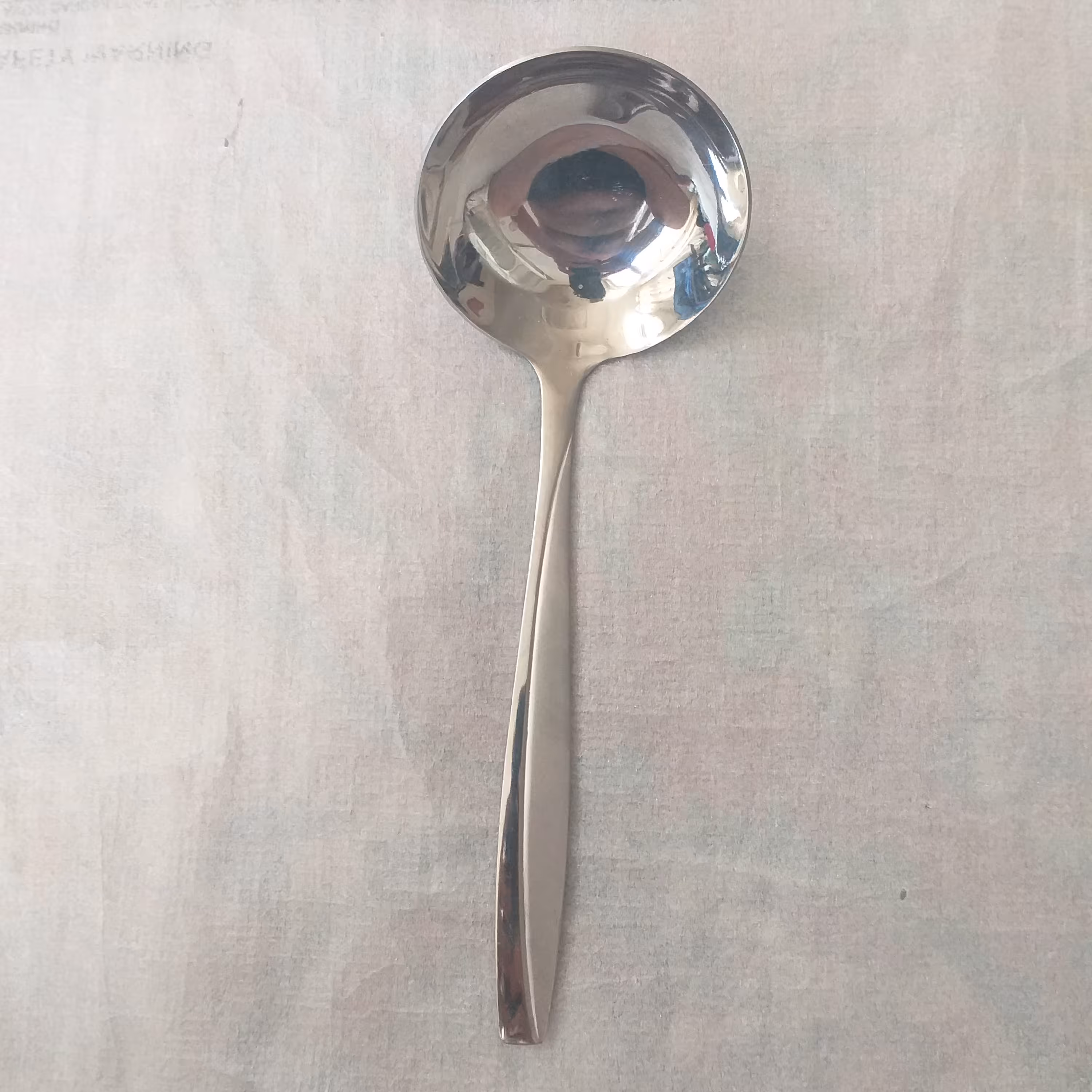 ملاقه متوسط مخصوص سوپ ریزی سرسفره