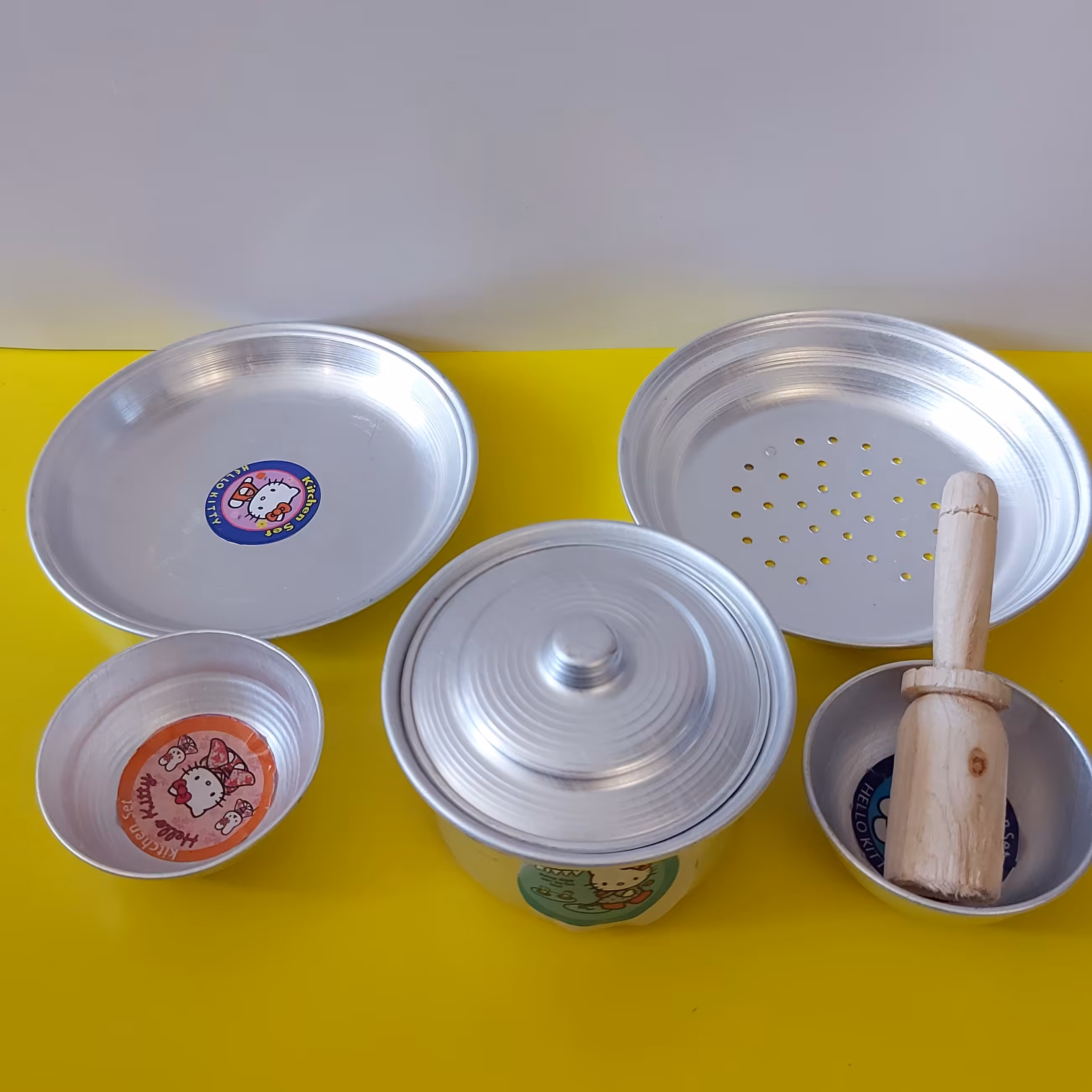 اسباب بازی سرویس قابلمه 