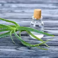 اسانس مایع  آلوئه ورا طبیعی خوراکی در بسته 100گرمی برند آلمانی