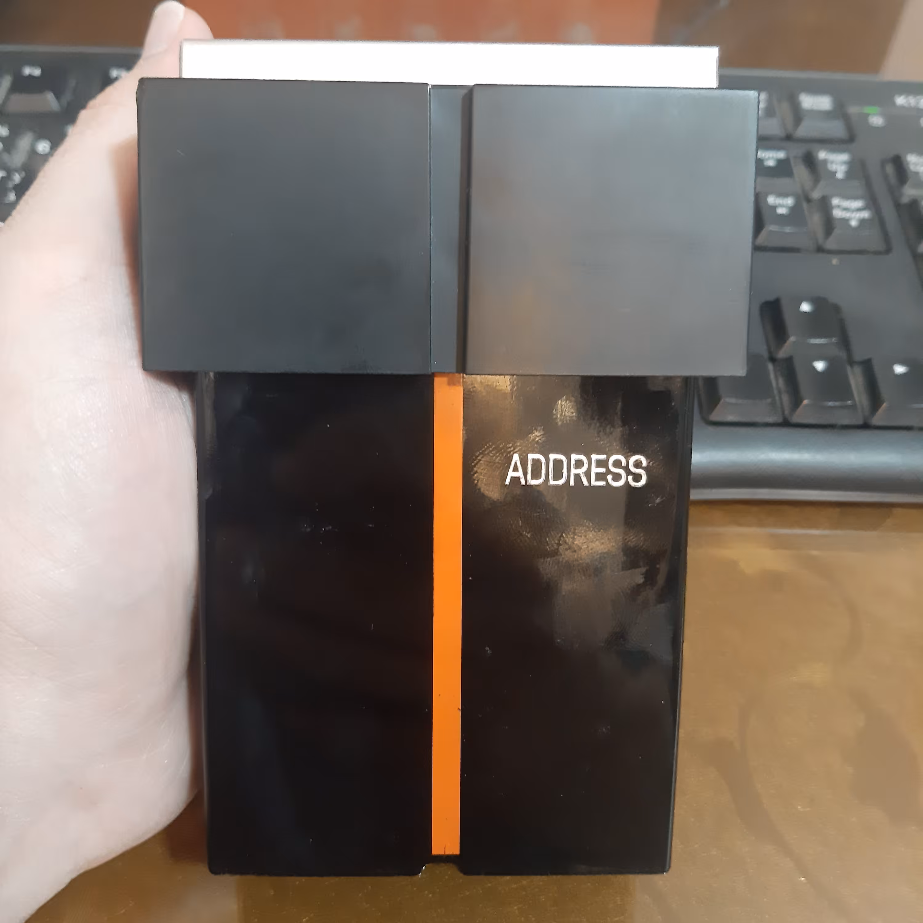 ادکلن آدرس مردانه Address عمادارا طرح امپر