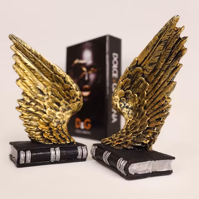 دکوری بال کتاب