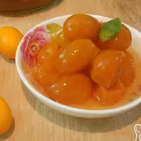 مربای کامکوات محلی بزرگ