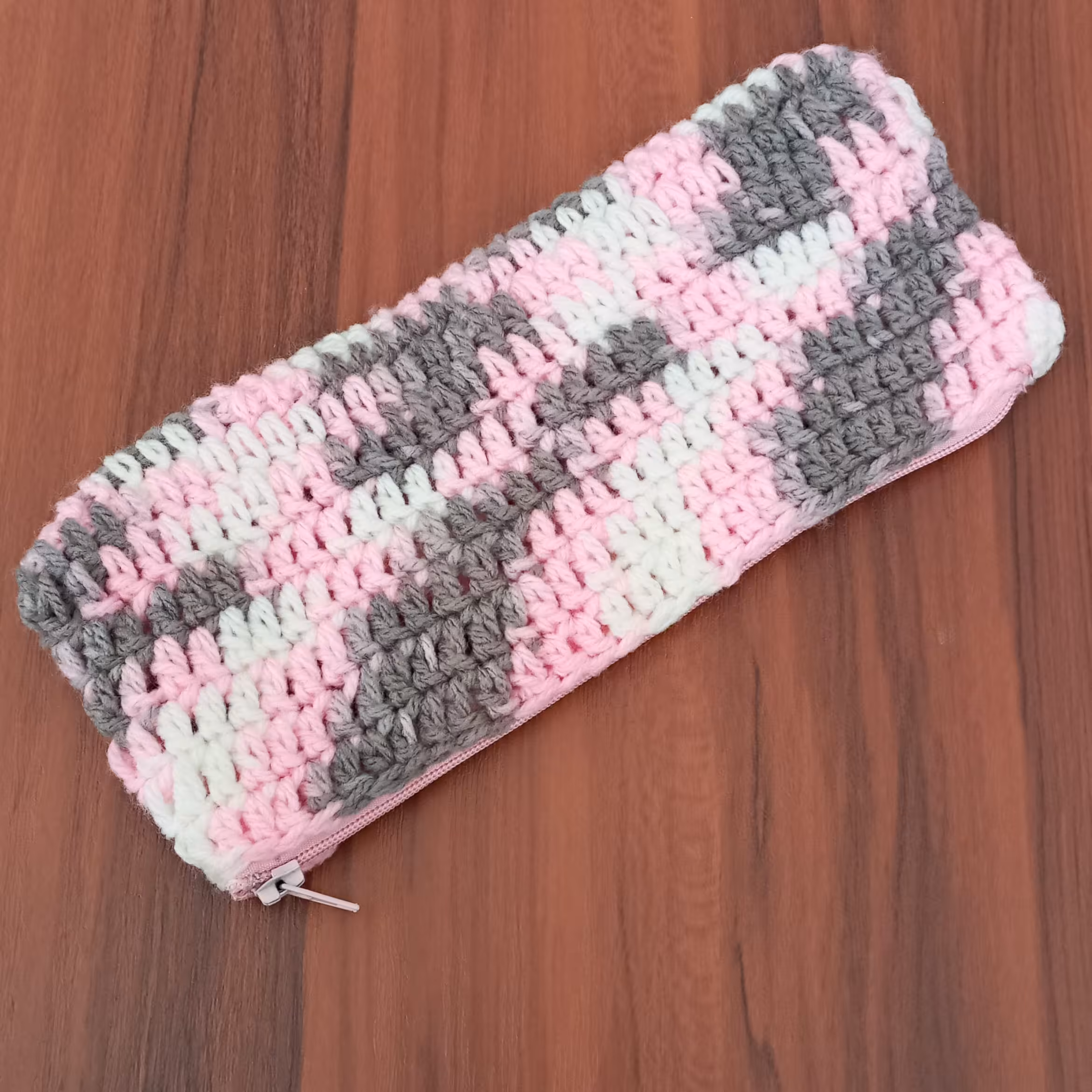 جامدادی و لوازم آرایش