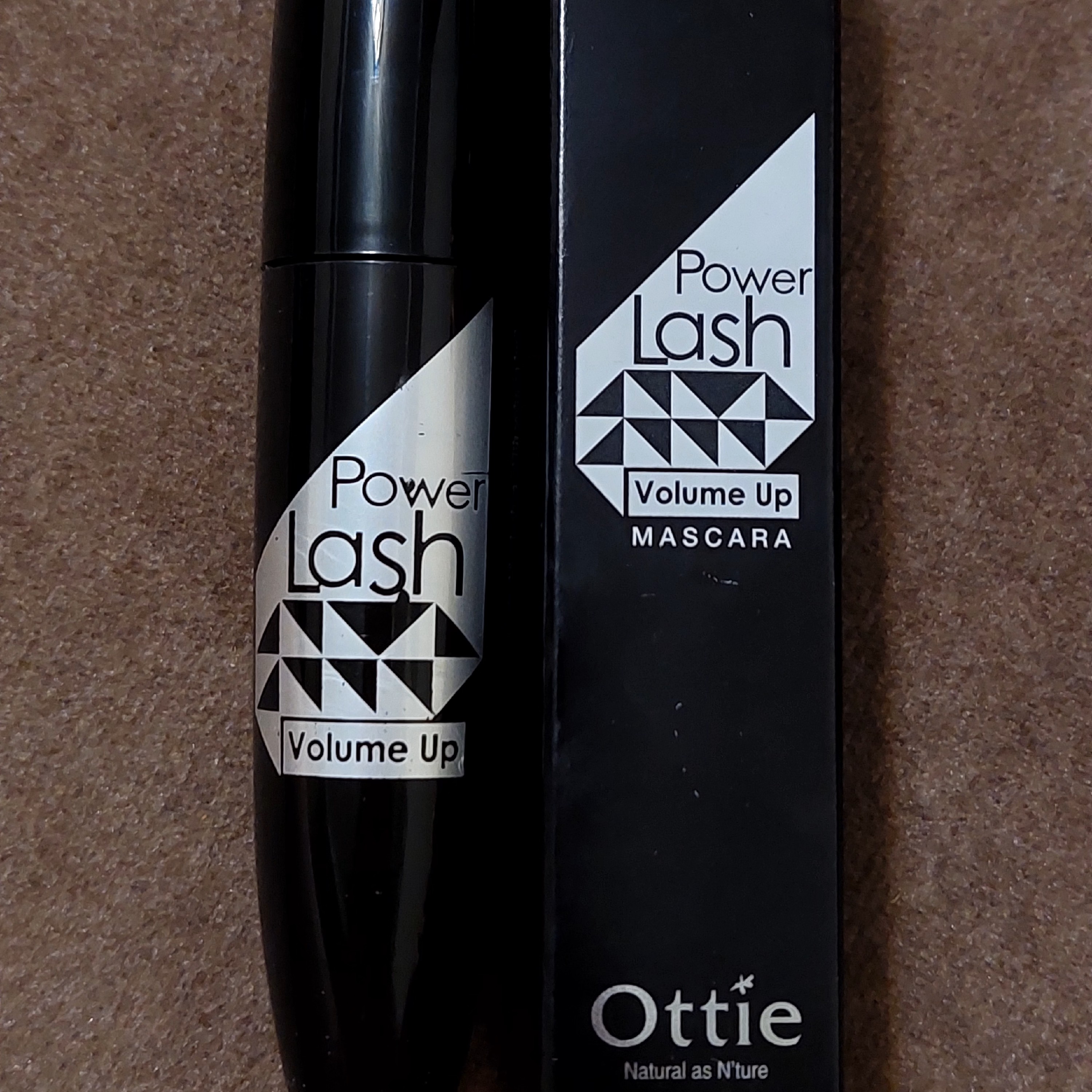 ریملOttieمدلpower lash