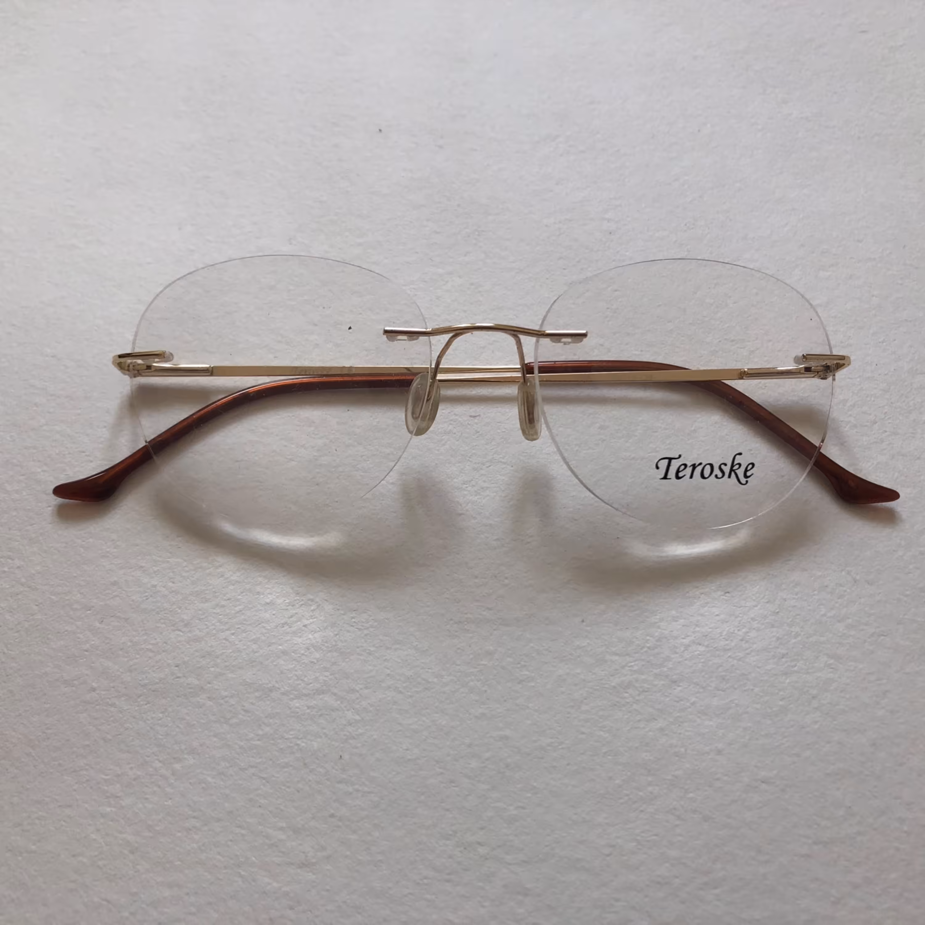 فریم عینک طبی کد0054