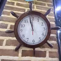 ساعت چوبی - طرح دار-زیبا-قابل استفاده مناسب جهت هدیه 