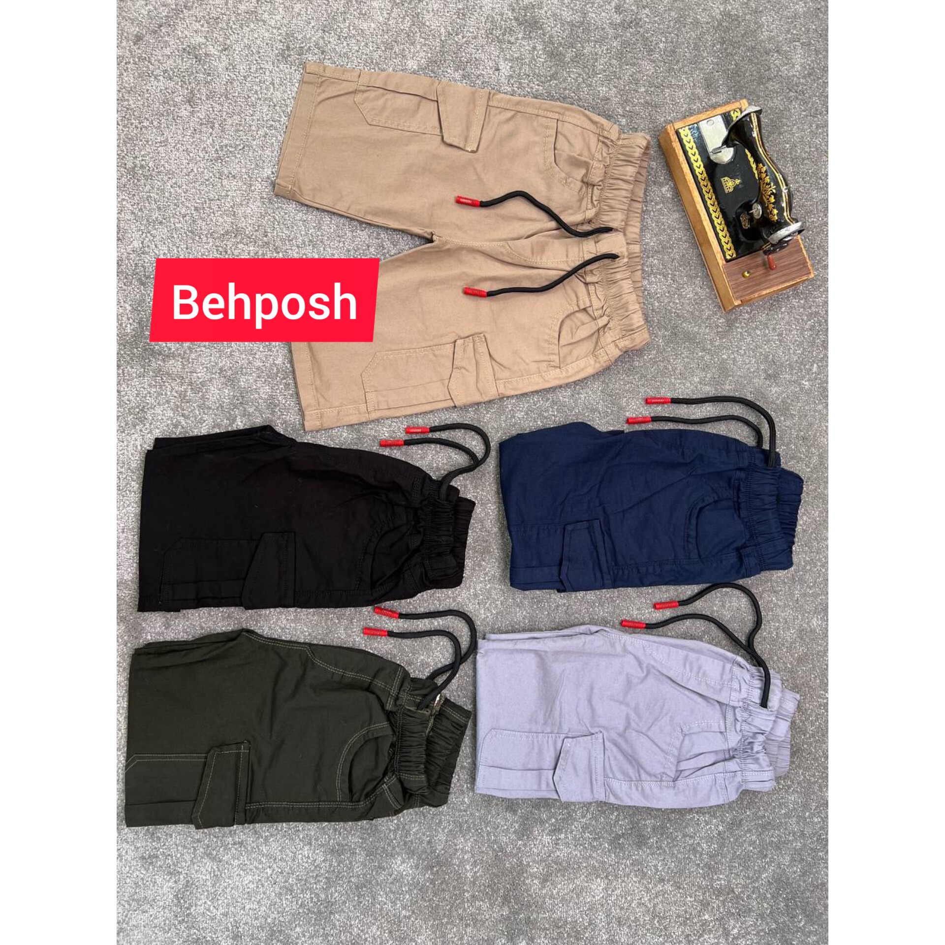 شلوارک شش جیب پسرانه کتان در 5 رنگ سورمه ای مشکی طوسی کرم سبز     در 8 سایز  مختلف  65 تا 100