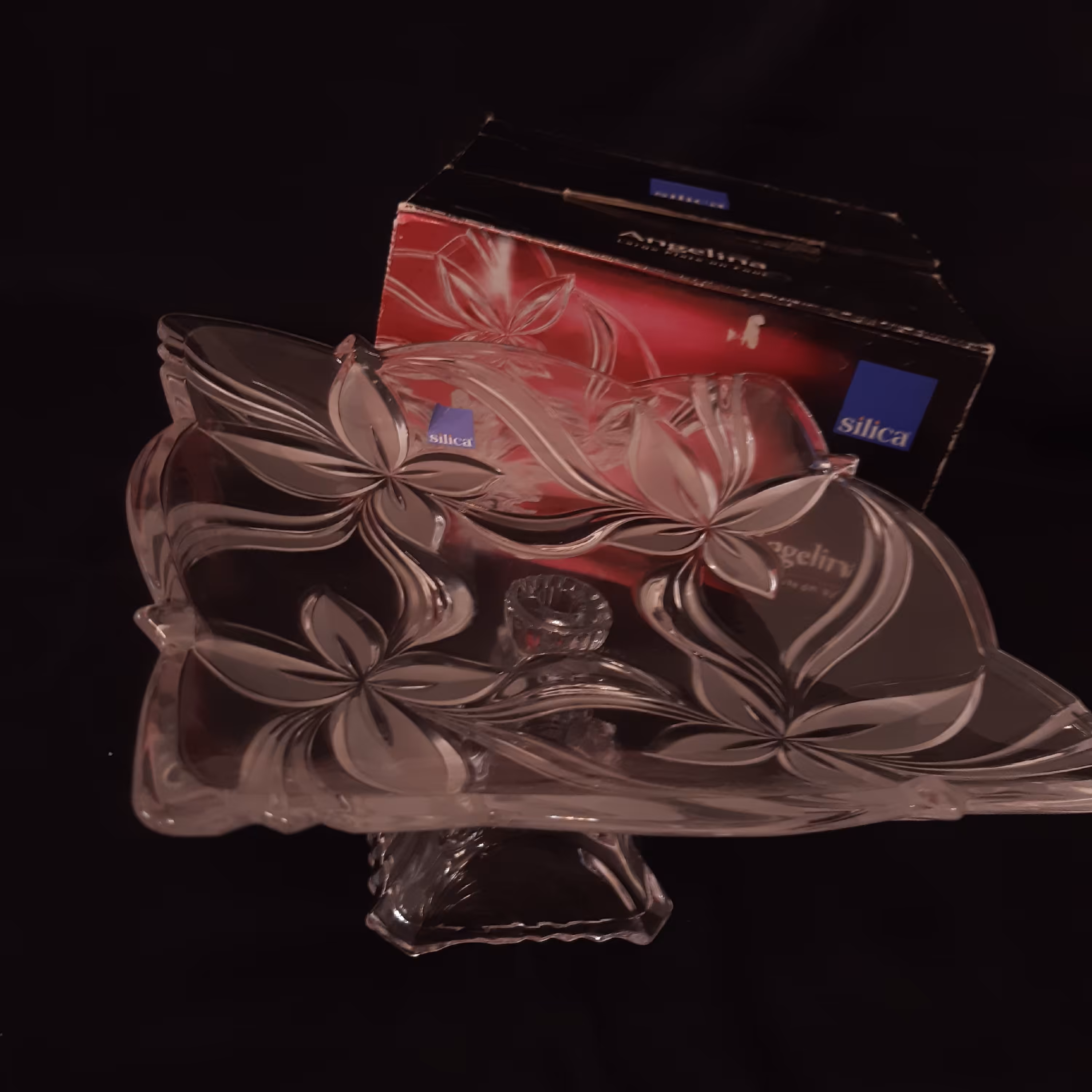 سرویس آنجلیکا