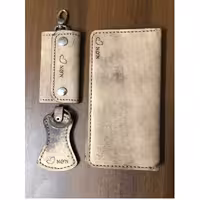 ست کیف پول، جاکلیدی و پاسوییچی دست دوز چرم طبیعی کرم رنگ