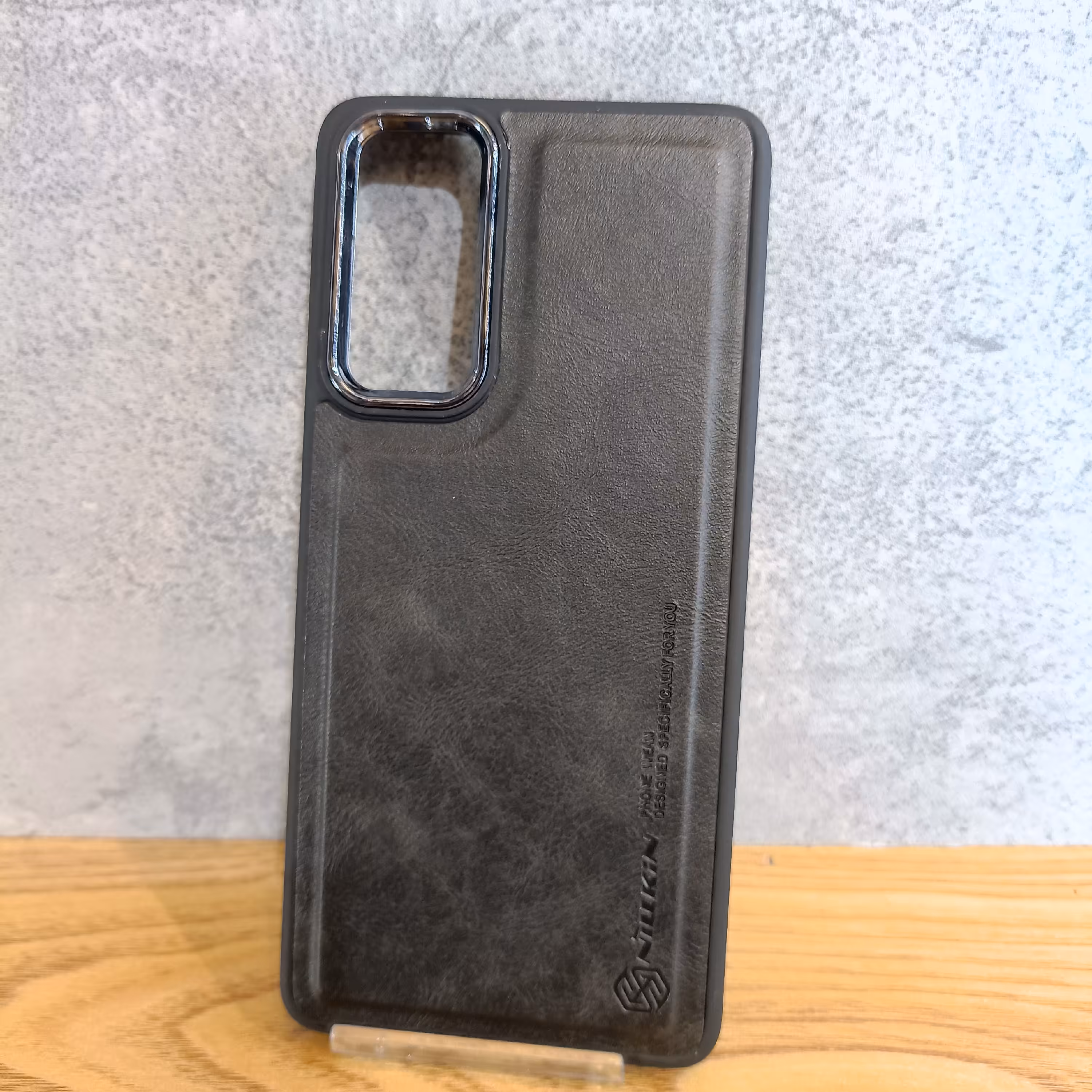 گارد(قاب)گوشی s20 fe مدل چرمی نیو اسکین اصلی  samsung S20 fe new skin 