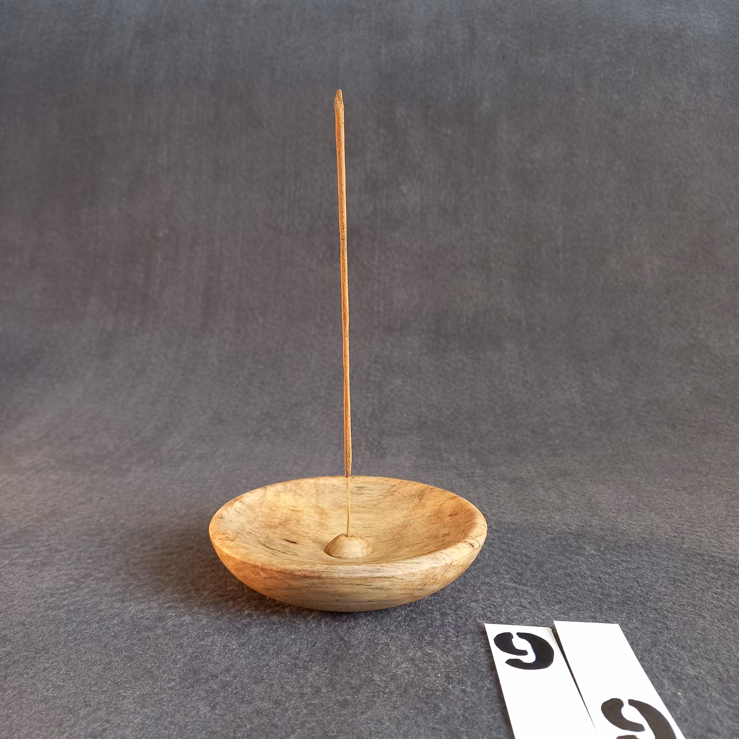 جای عود چوب گردو قطر 12 کد 99