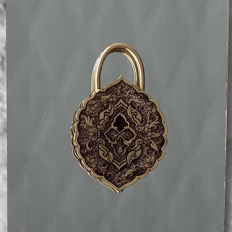 تابلو قفل برنجی دستساز قلمزنی 16