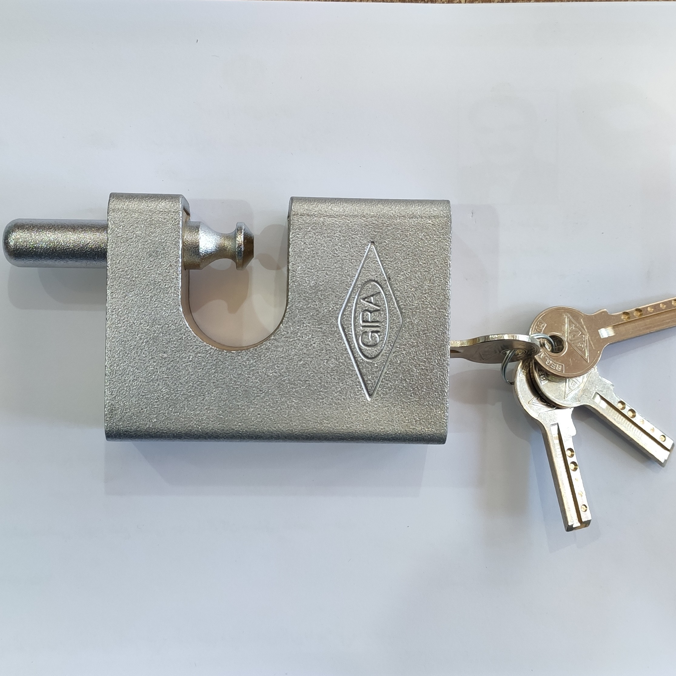 قفل کتابی گیرا 950 روکش دار کد 010