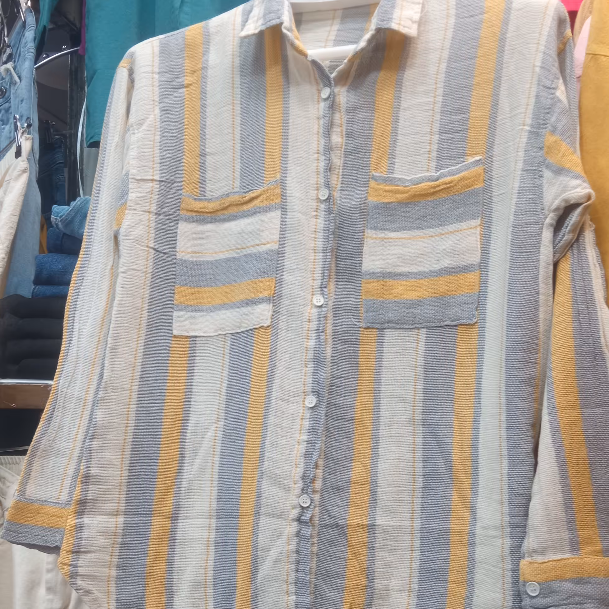 مانتو کنفی ترک 6رنگ دو سایز 38تا42و42تا46 بسیار جنس عالی خنک فصلی 