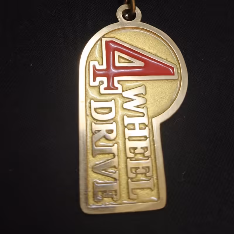 جاسوئیچی آفرود طرح 4WD طلایی