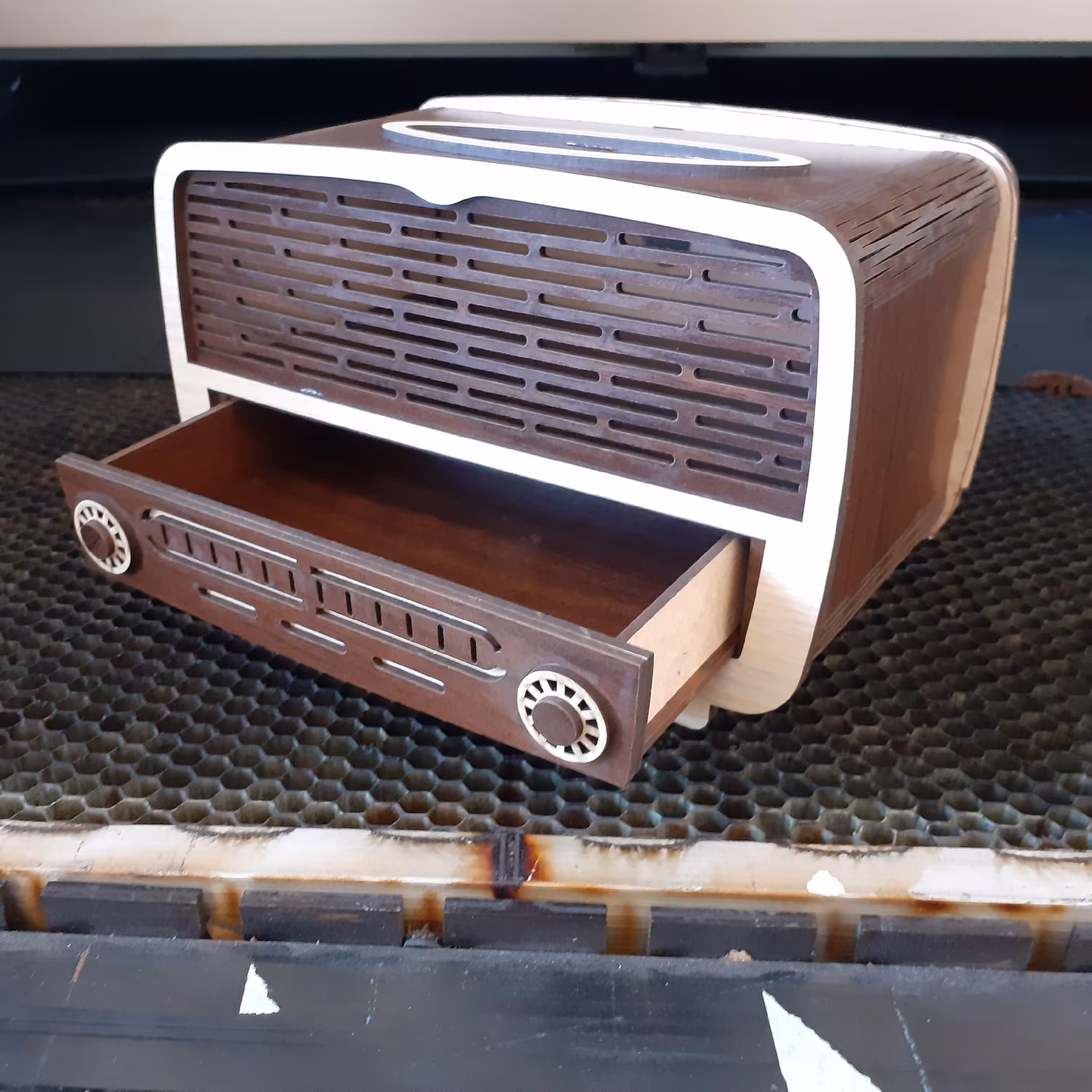 جای دستمال کاغذی