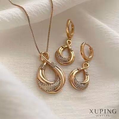 نیم ست زنانه برند ژوپینگ طرح طلا کد MH101