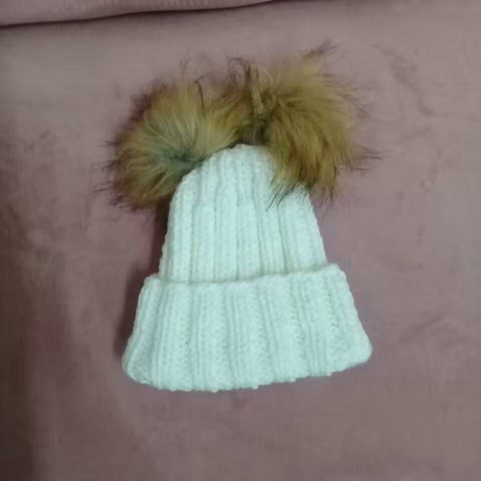 کلاه دومنگوله بچگانه