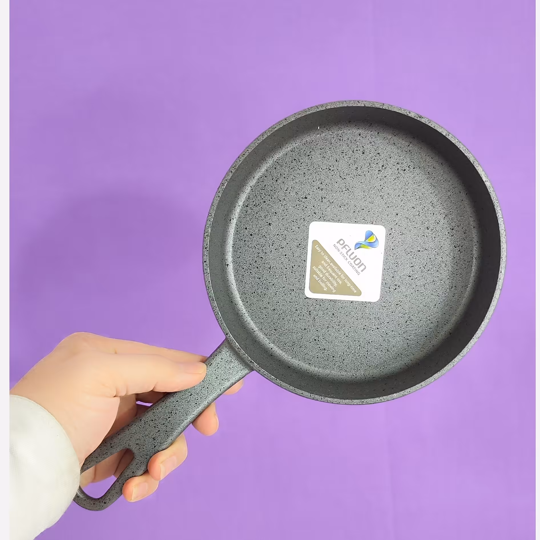 تابه گرانیتی تک دسته طوسی سایز 16 پیلو PILAU مدل هپی 