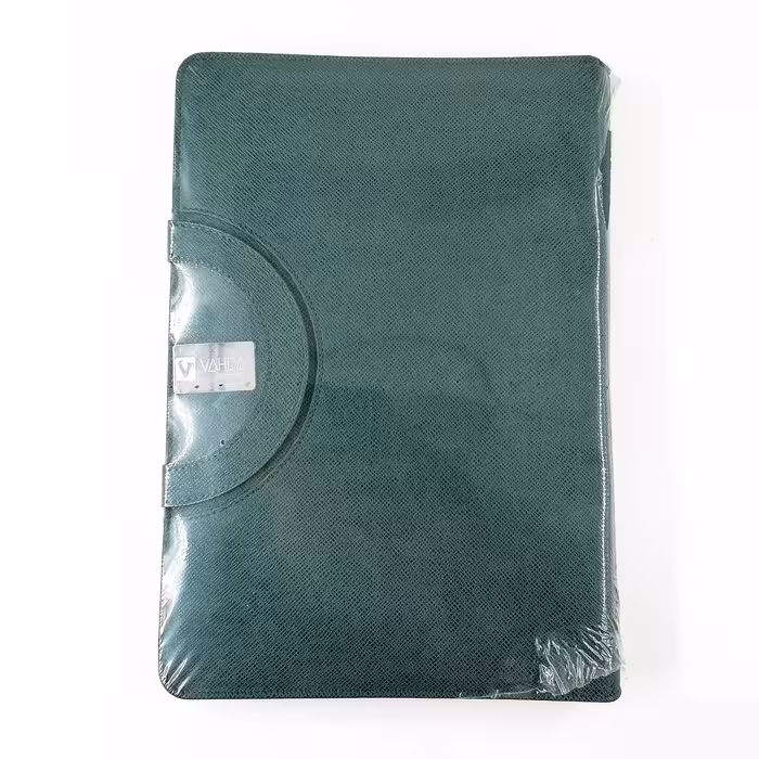 دفتر کلاسوری چرم زیپ دار وحدت رنگ سبز  160 برگ 26 سوراخه گیره فلزی سایز A4