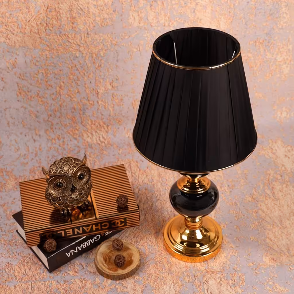 آباژور  چراغ خواب مشکی