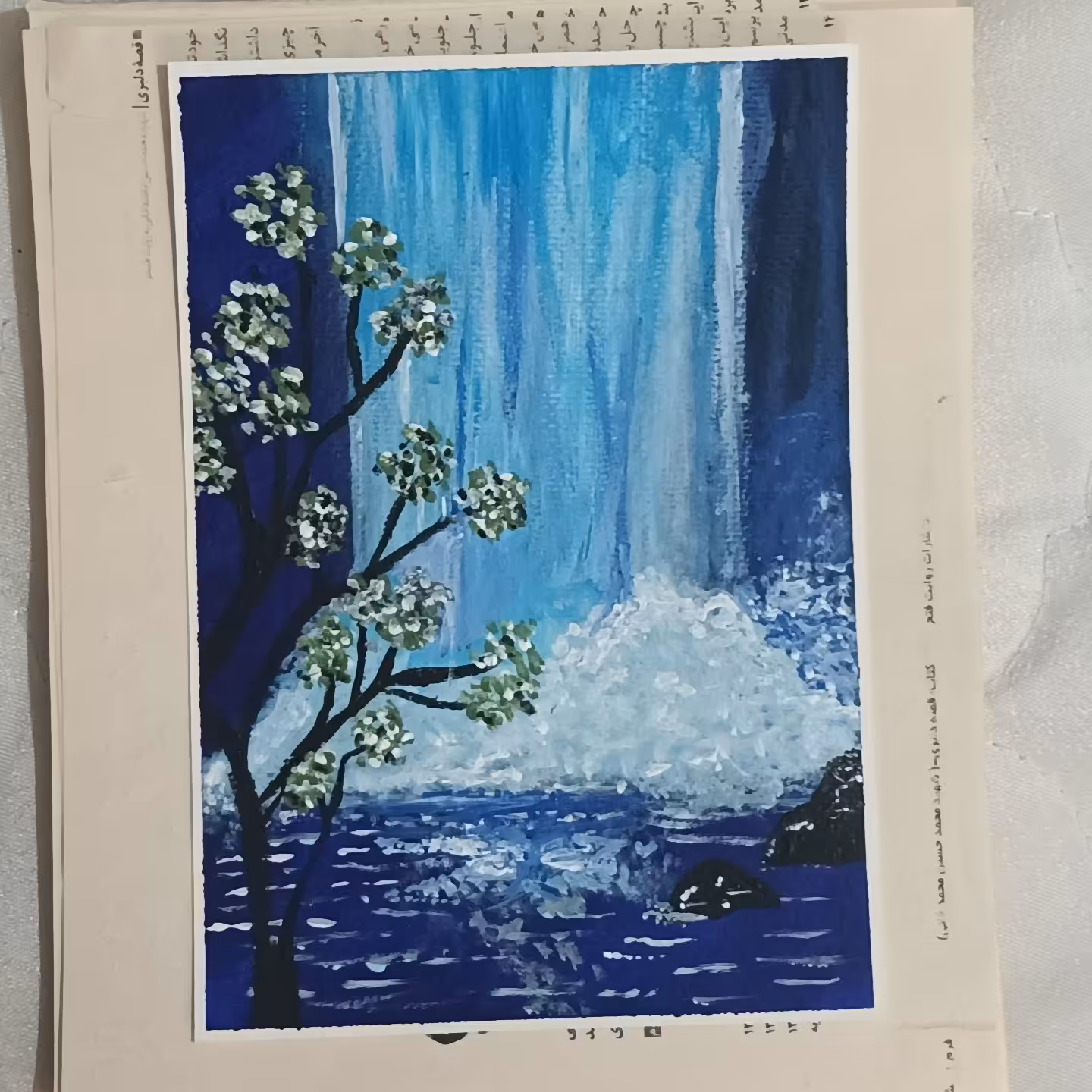 نقاشی تکنیک آکریلیک آبشار زیبا زمینه آبی