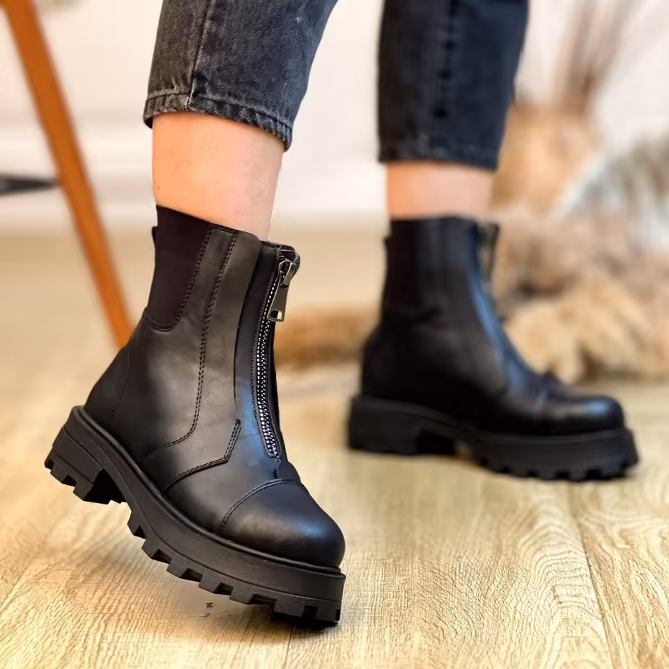 کفش بازیره پیو