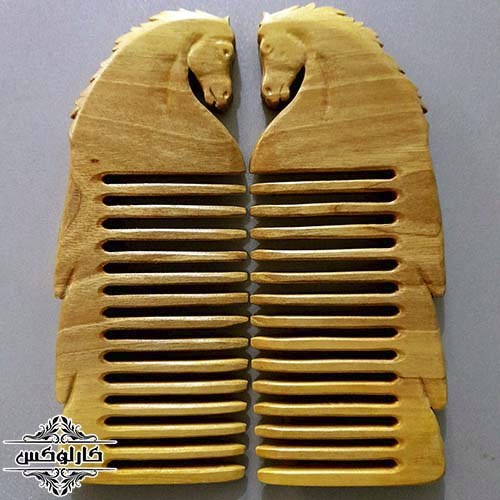 شانه چوبی بزرگ طرح اسب دندانه درشت