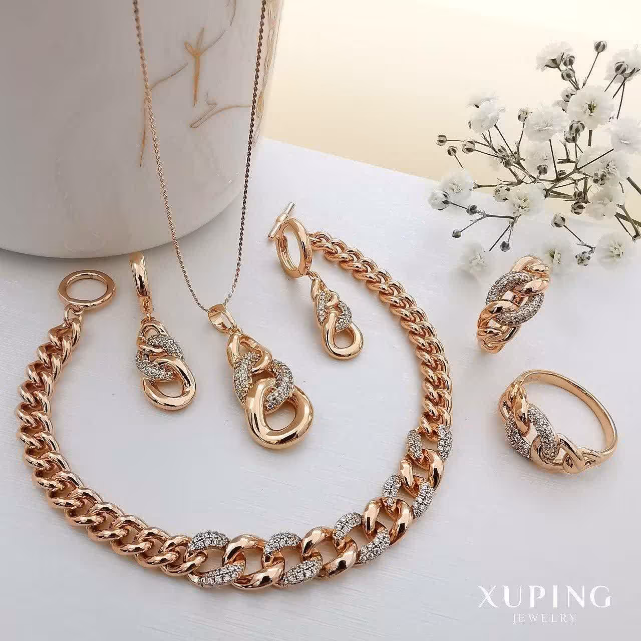 سرویس کامل کارتیه نگین دار برندXUPING