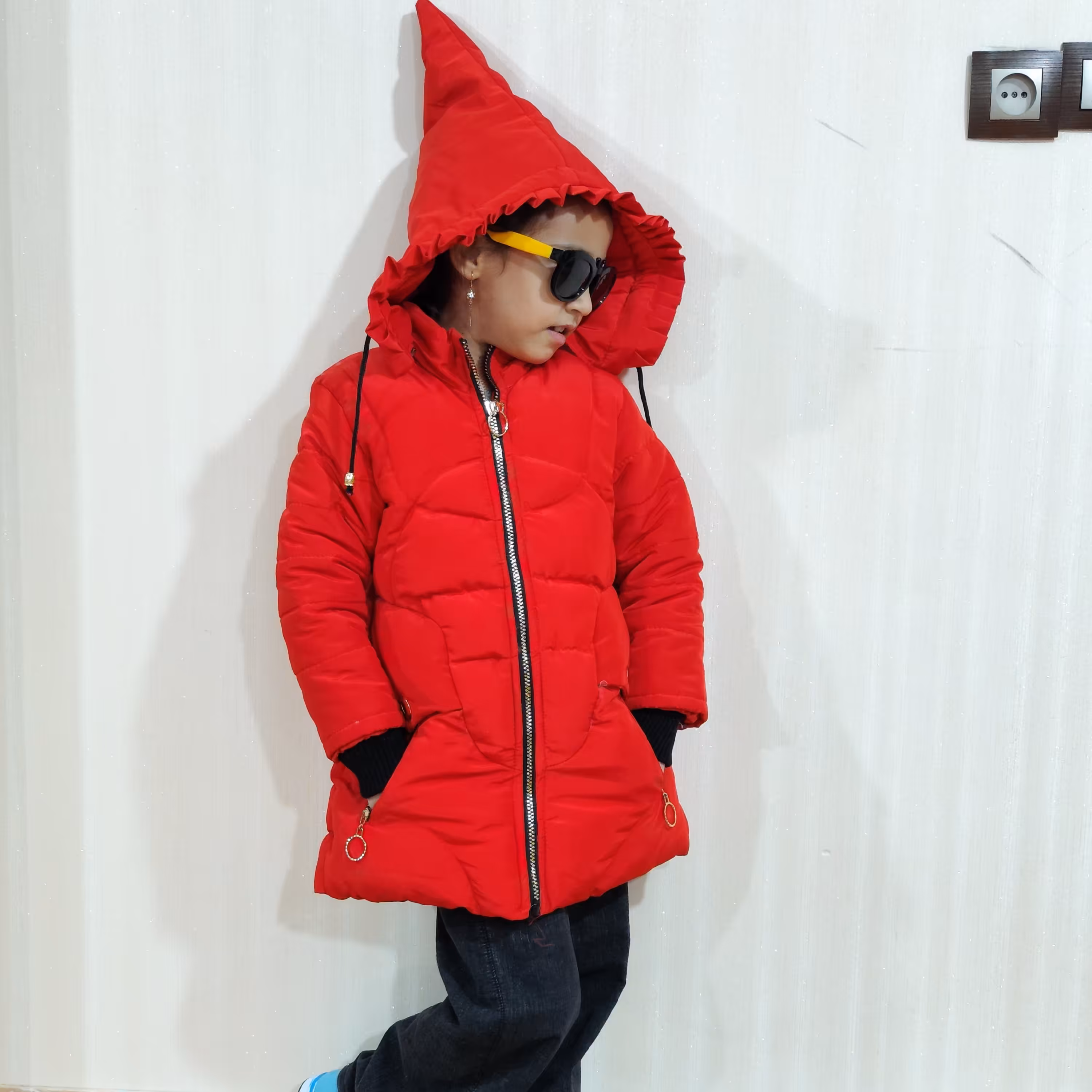 کاپشن دخترانه کلاه دار شیطونی با رویه بارونی ضد آب و طراحی بسیار زیبا ارسال رایگان 