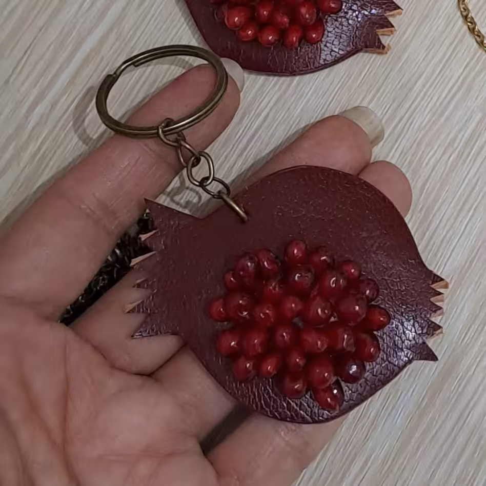 دسته کلید دونه اناری 