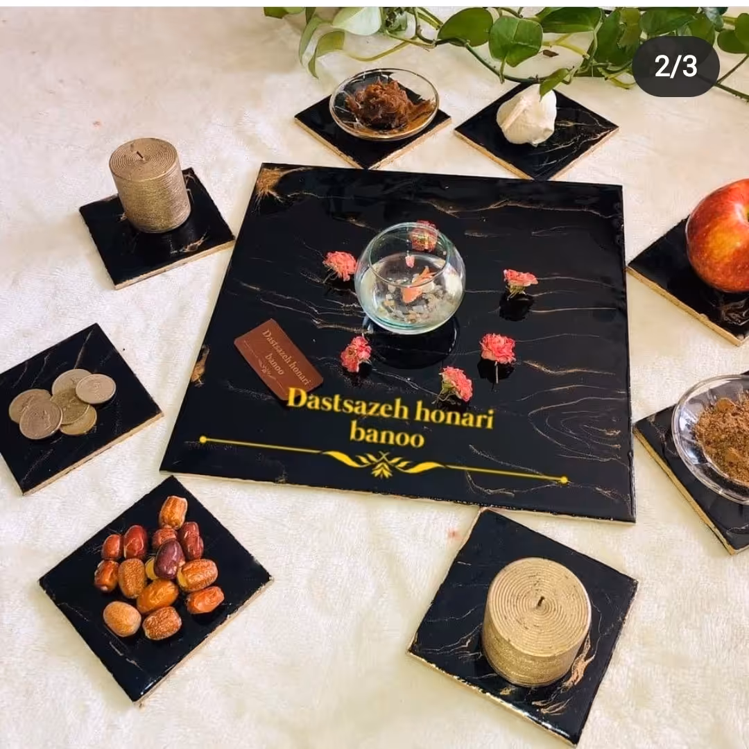 تخته کیک خوری و زیرلیوانی طرح سنگ مشکی طلایی رزینی سفره هفت سین