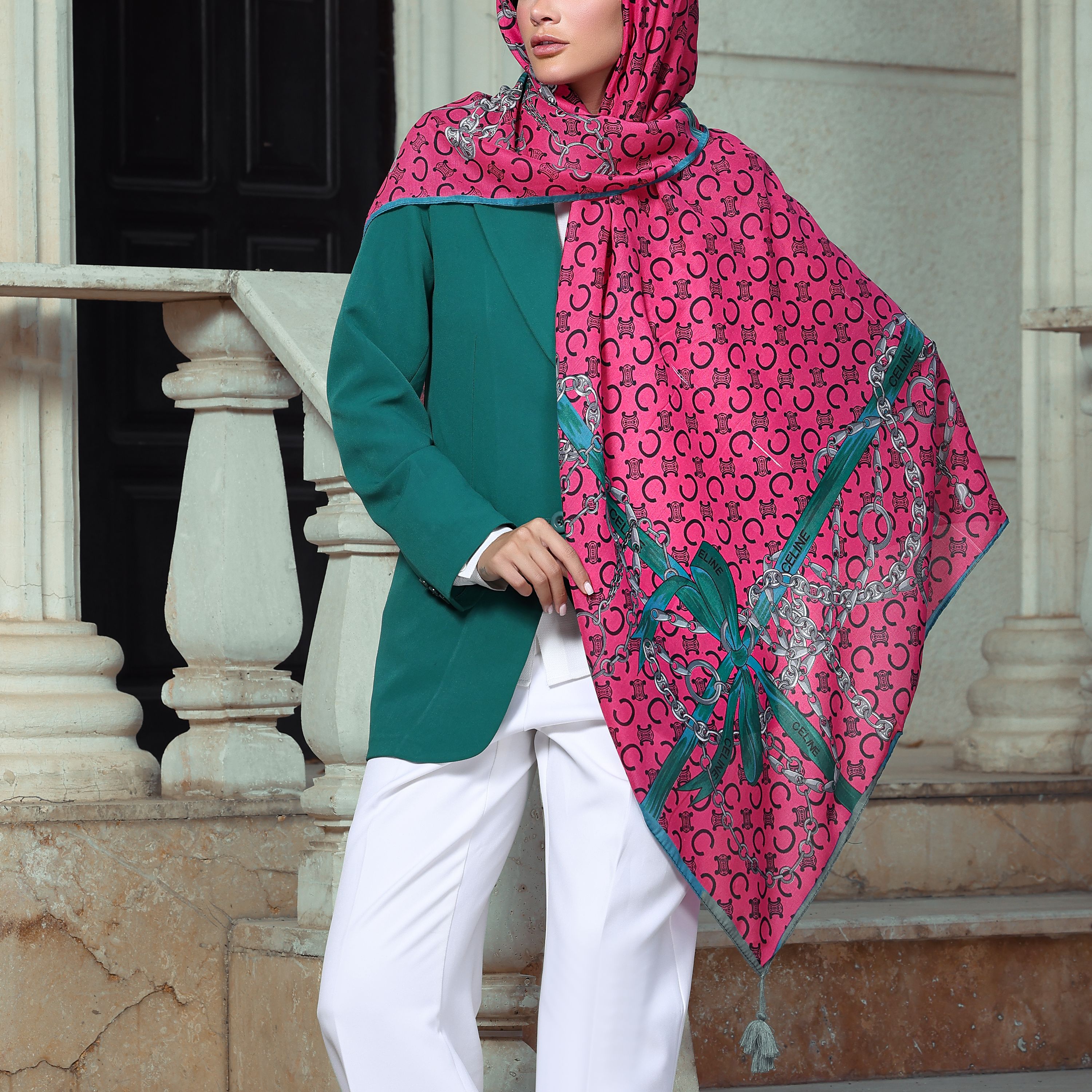 روسری نخی طرح مارک1