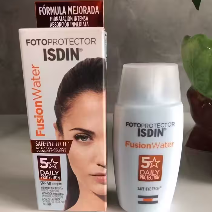ضدآفتاب ایزدین فیوژن واتر بی رنگ SPF 50