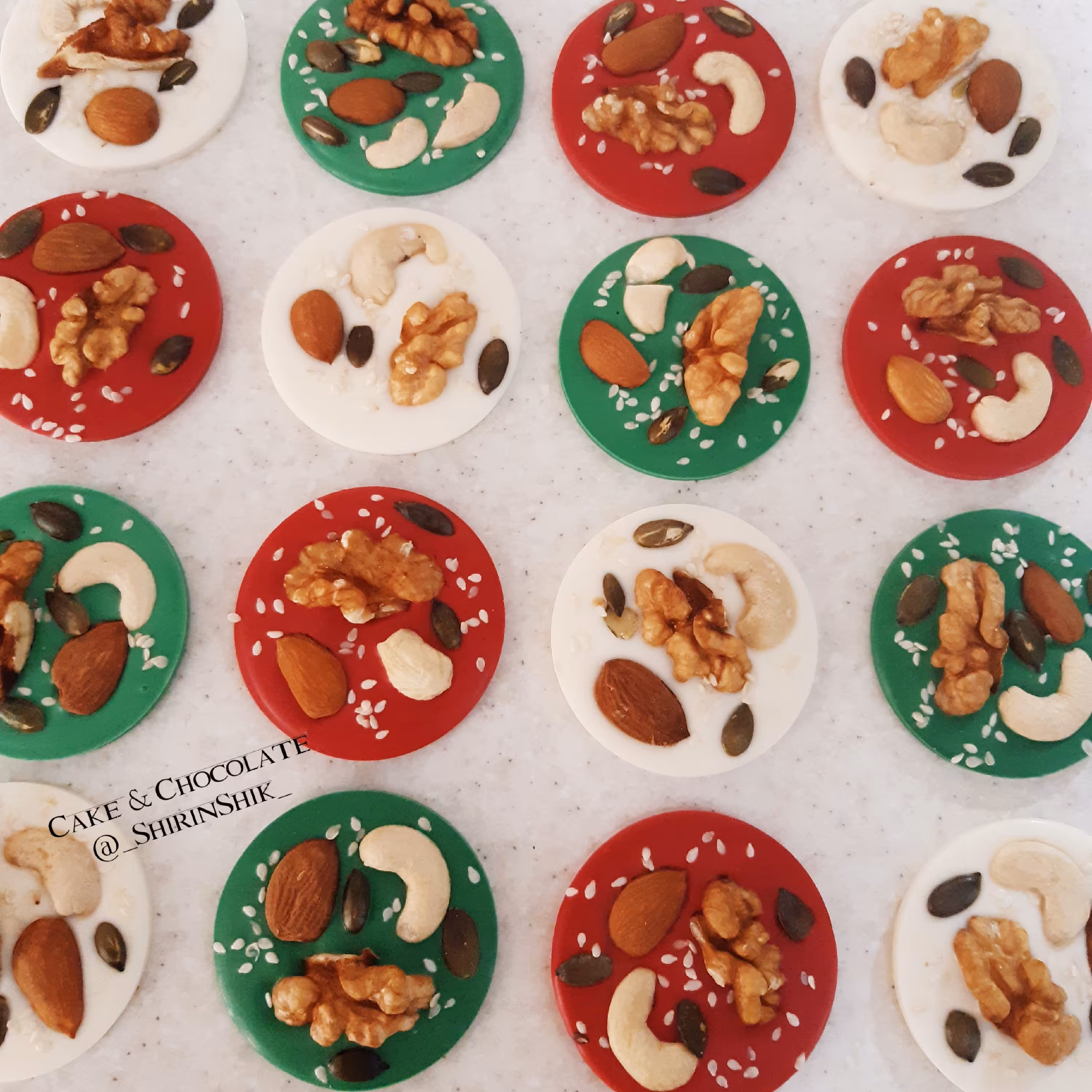 شکلات آجیلی یلدا