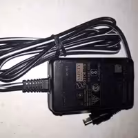 شارژر  اصلی سونی باطری های NP و اورجینال SONY NP 970  NP 960 NP 760  اصل ژاپن