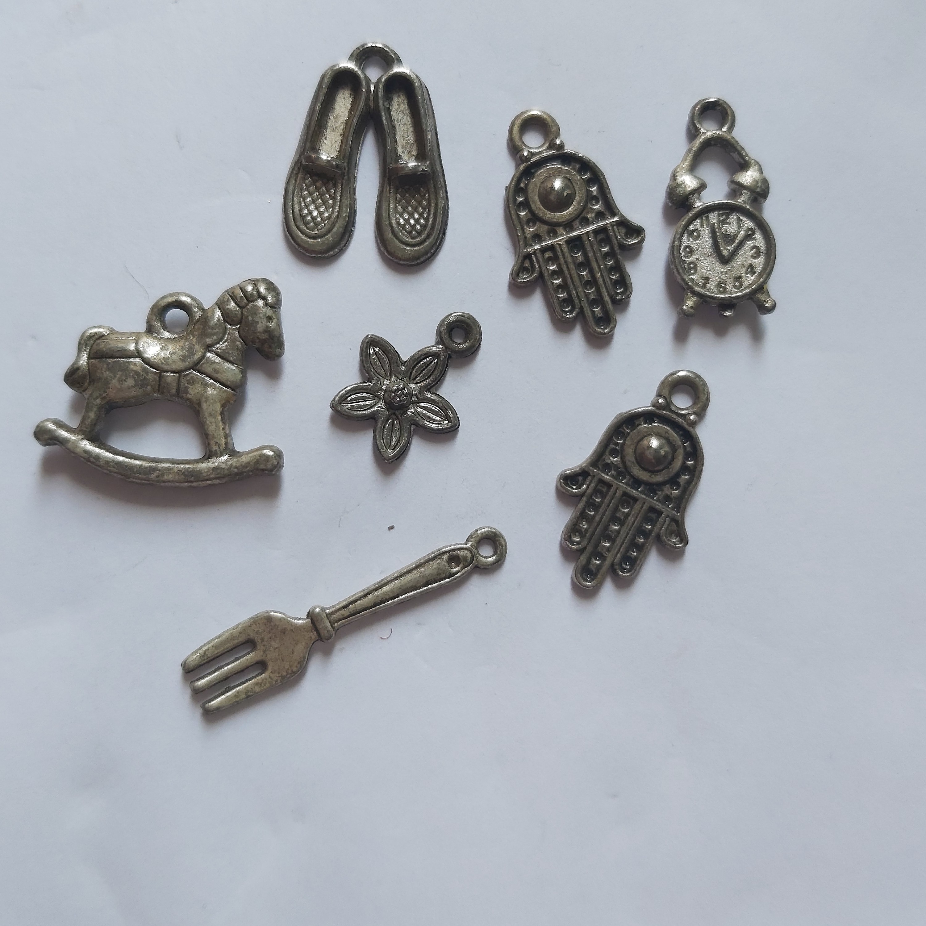 خرجکارفلزی دودی رنگ کدD6مطابق شکل