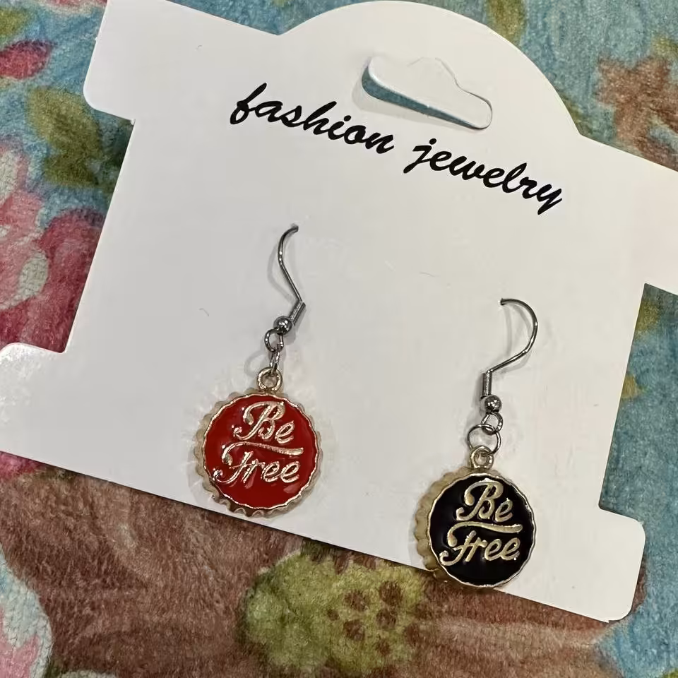 گوشواره مدل در نوشابه