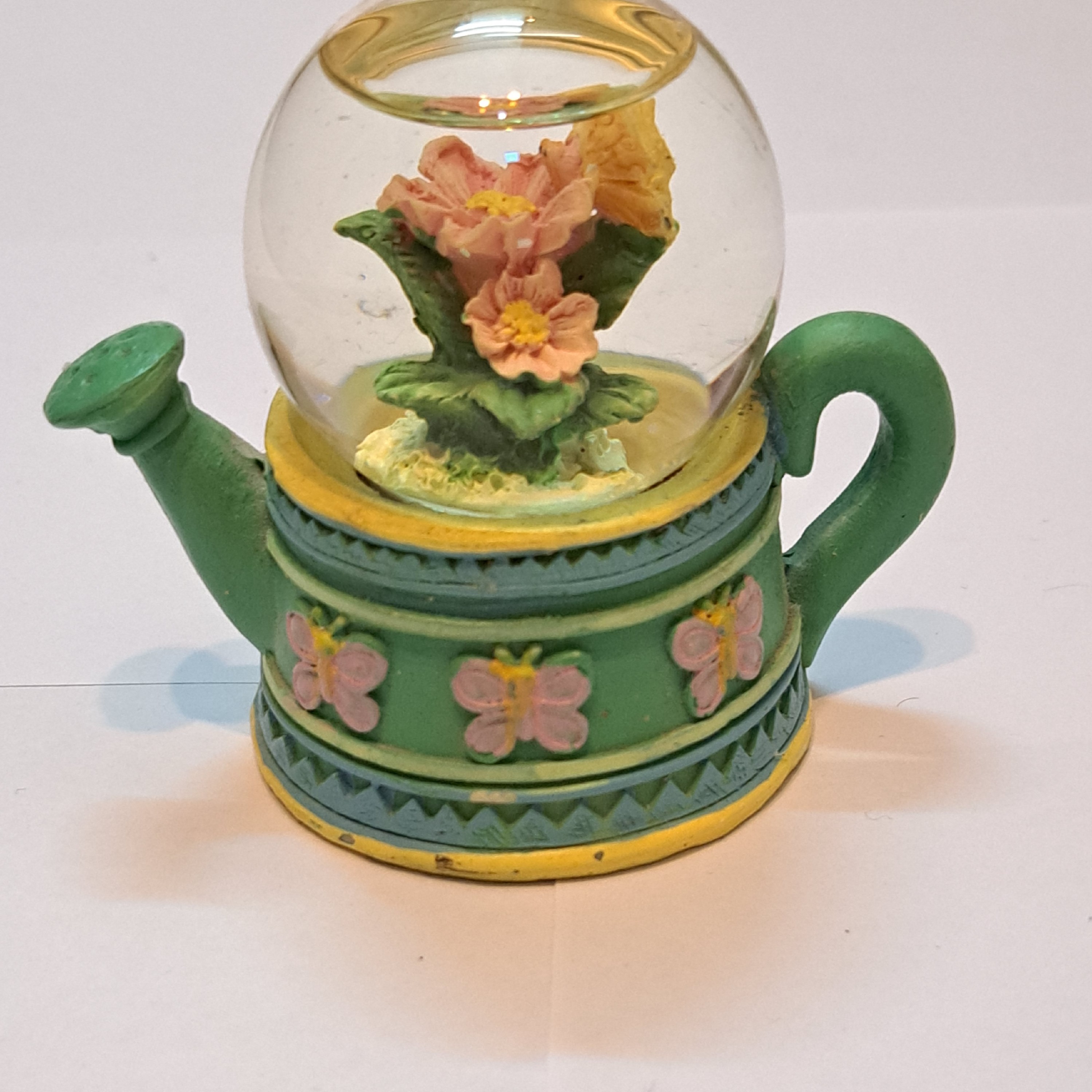 مجسمه قوری سبز