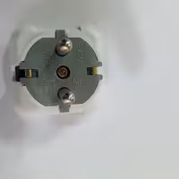 دوشاخه مربع پایا