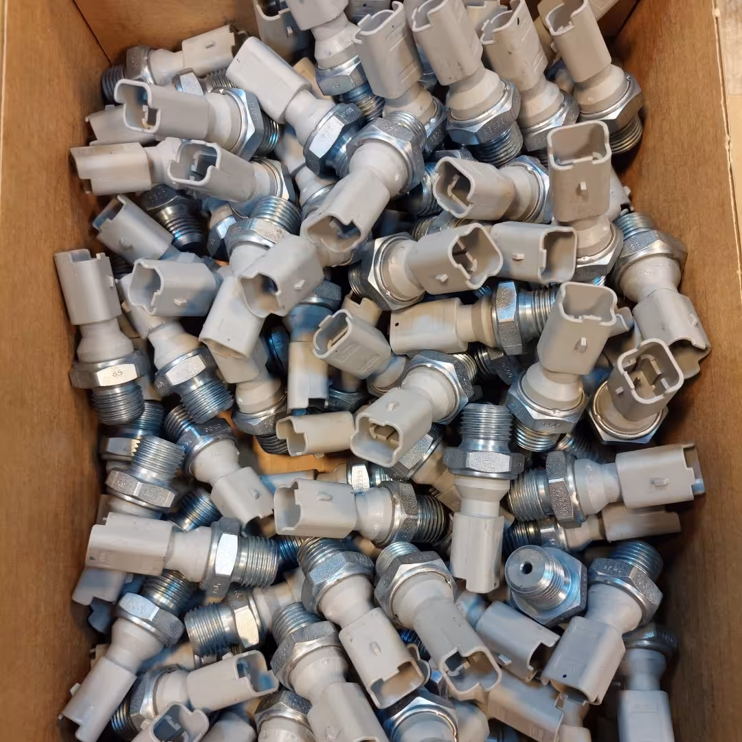 فشنگی روغن پژو 206، 207 و زانتیا valeo ساخت فرانسه 